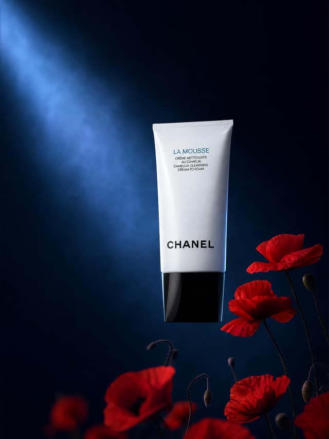 Cinematic Product Shot 02
